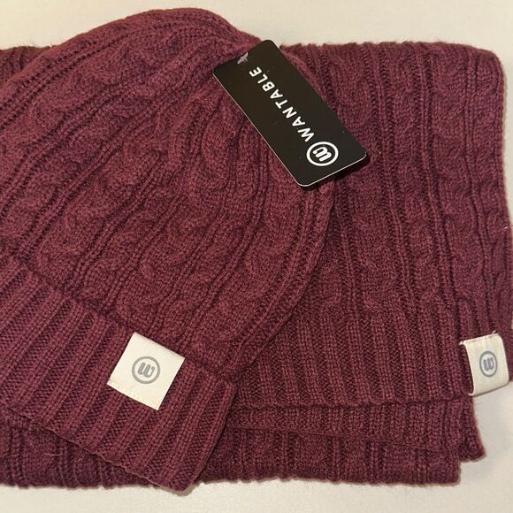 WANTABLE Burgundy Wool Blend Cable Knit Hat & Scarf Set main image 4